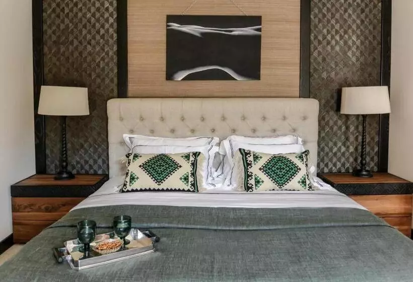 اتاق لوکس با بالکن و چشم‌انداز دریا, Boutique Hotel Casa Del Mare Pietra