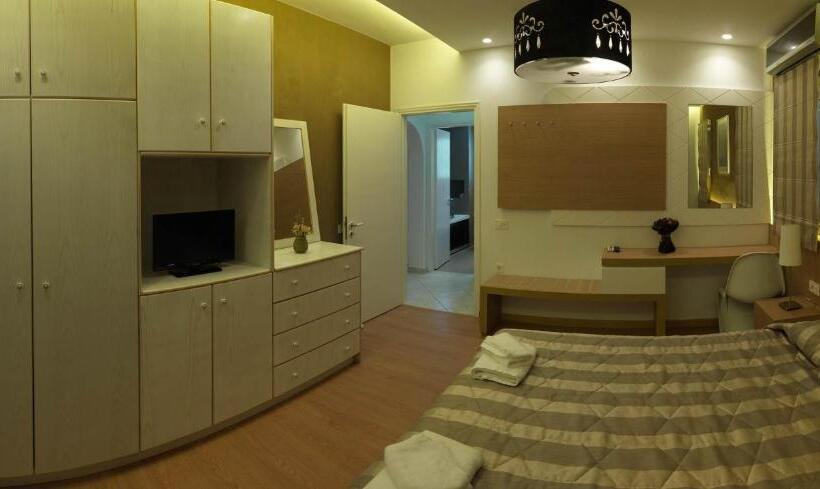 סוויטה, Epavlis Beach Resort