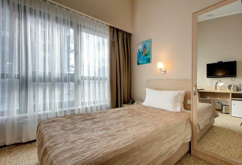 اتاق سوپریور یک تخته, Bishkek Boutique