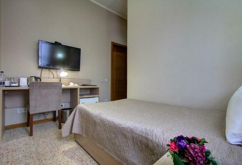 اتاق استاندارد یک نفره, Bishkek Boutique