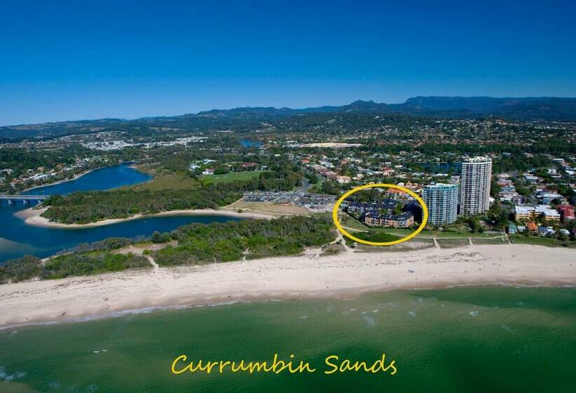 2 Bedroom Apartment Pool View, Currumbin Sands On The Beach
