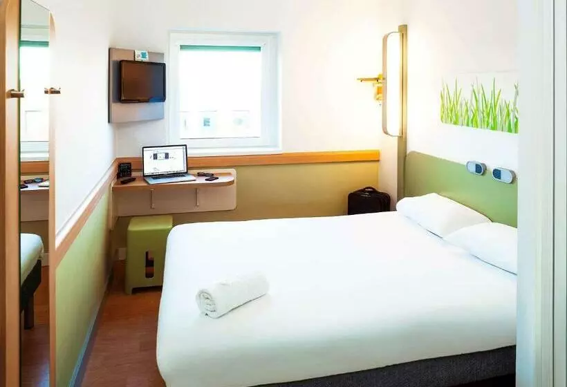 ダブルベッドのクラシックルーム, Ibis Budget Belfast City Centre