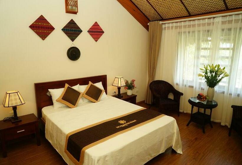 اتاق لوکس, Hoa Binh