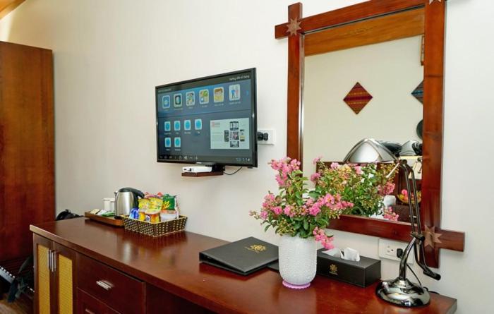 اتاق سوپریور, Hoa Binh