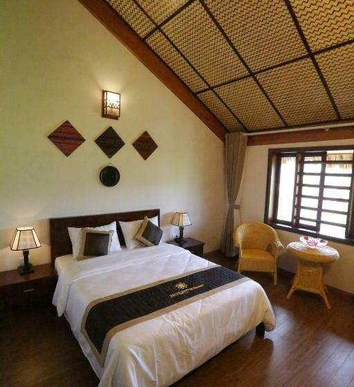 اتاق لوکس, Hoa Binh