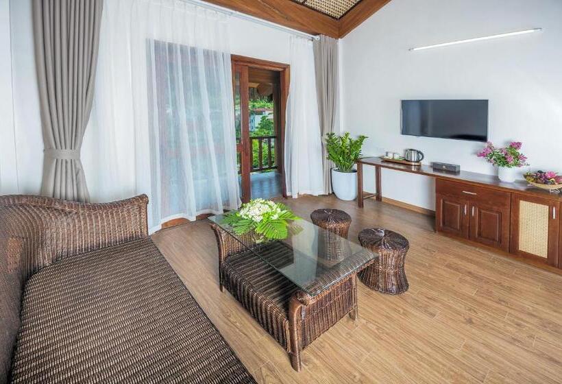 سوییت خانوادگی, Hoa Binh