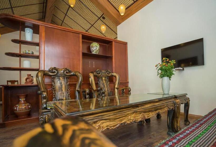 سوئیت پرزیدنت, Hoa Binh