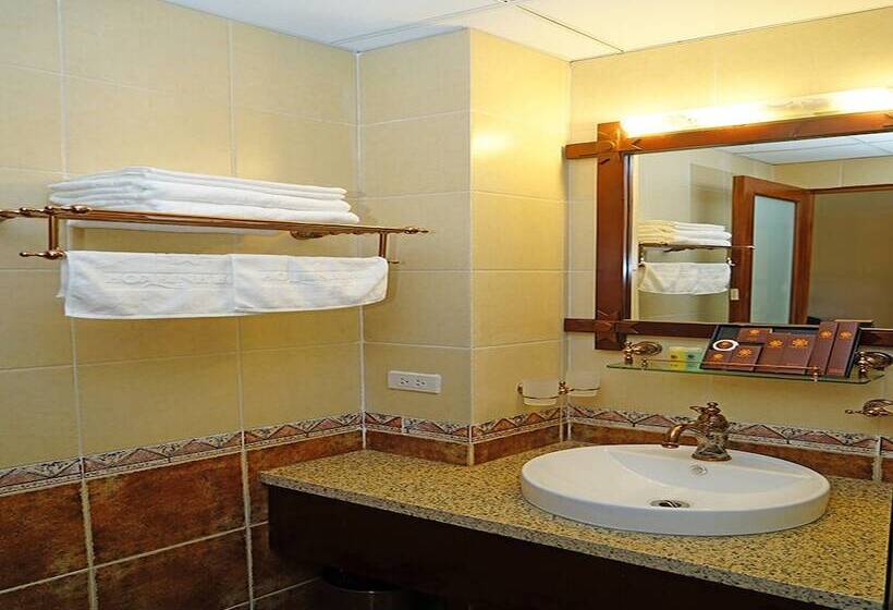 اتاق سوپریور, Hoa Binh