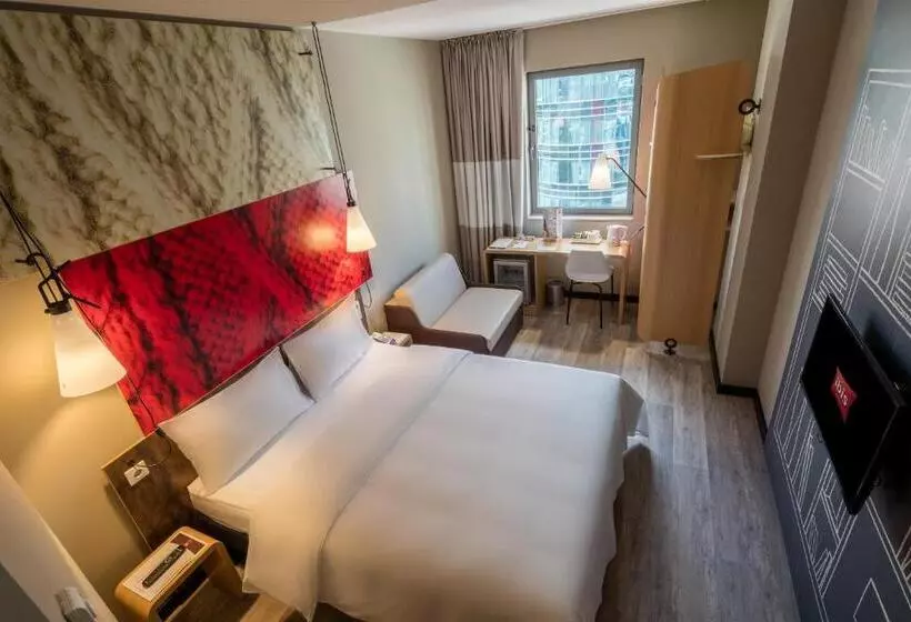 ダブルベッドスタンダードルーム, Ibis Istanbul West