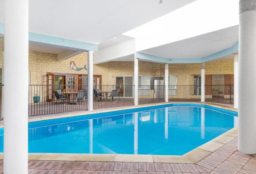 اتاق لوکس با چشمانداز باغ, Inn The Tuarts Guest Lodge