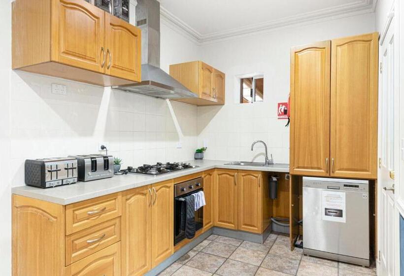 اتاق لوکس با چشمانداز باغ, Inn The Tuarts Guest Lodge