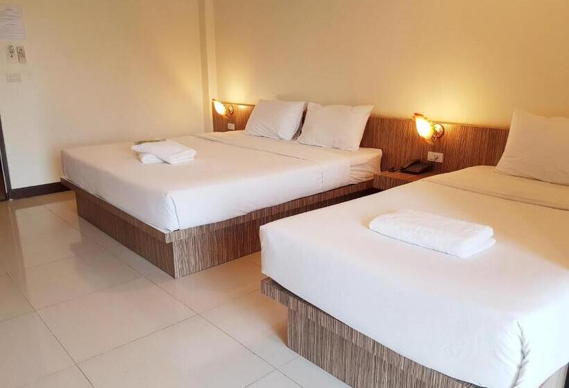 デラックストリプルルーム, Le Luxe Residence