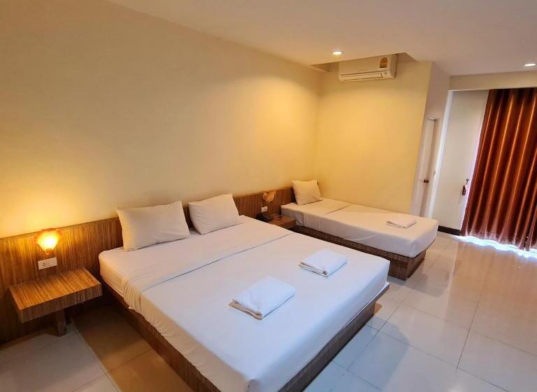 バルコニー付きデラックスルーム, Le Luxe Residence