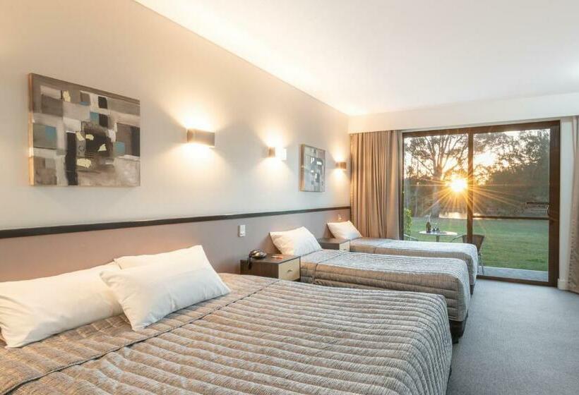 스위트, Macquarie 4 Star