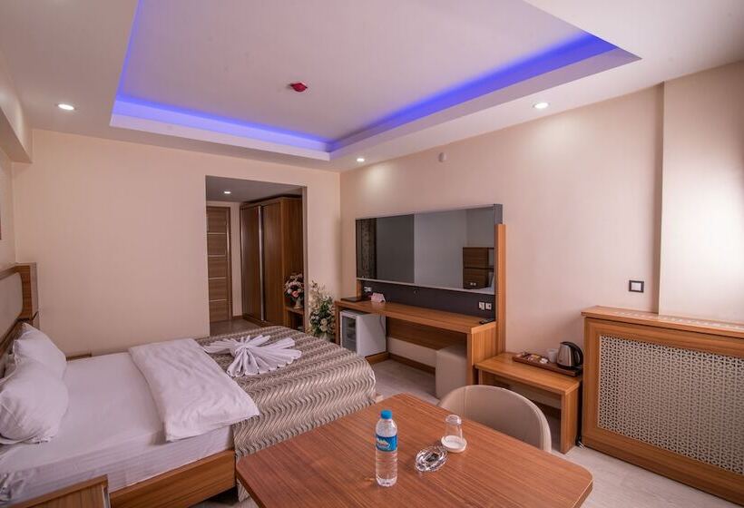 اتاق استاندارد یک نفره, Mus Grand