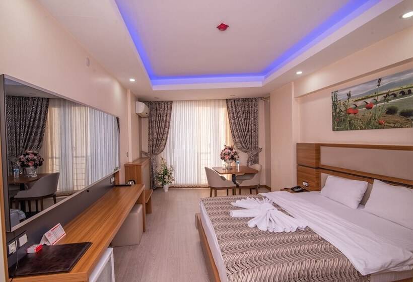 اتاق استاندارد یک نفره, Mus Grand