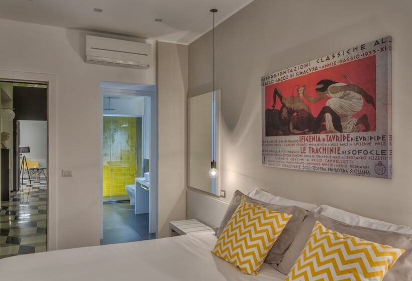 חדר סטנדרט, Navona Theatre