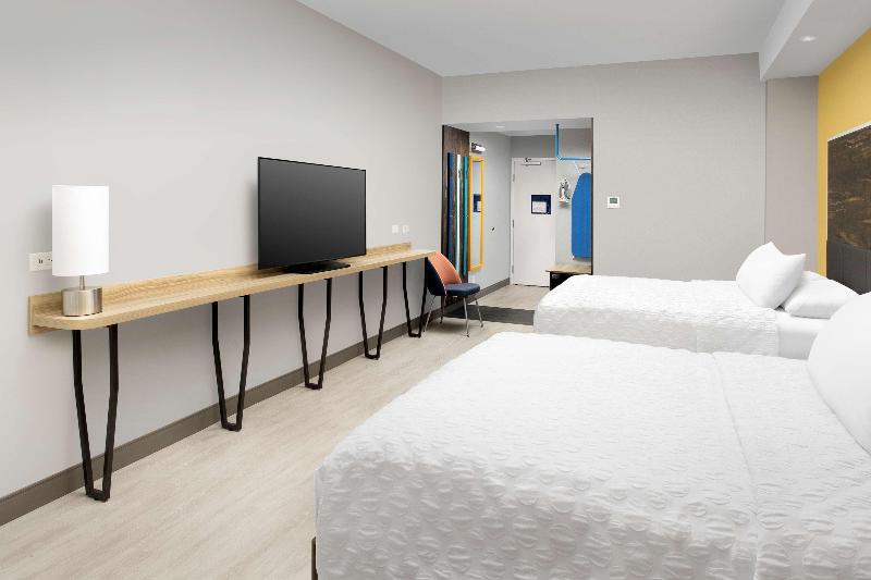 חדר סטנדרט, Navona Theatre