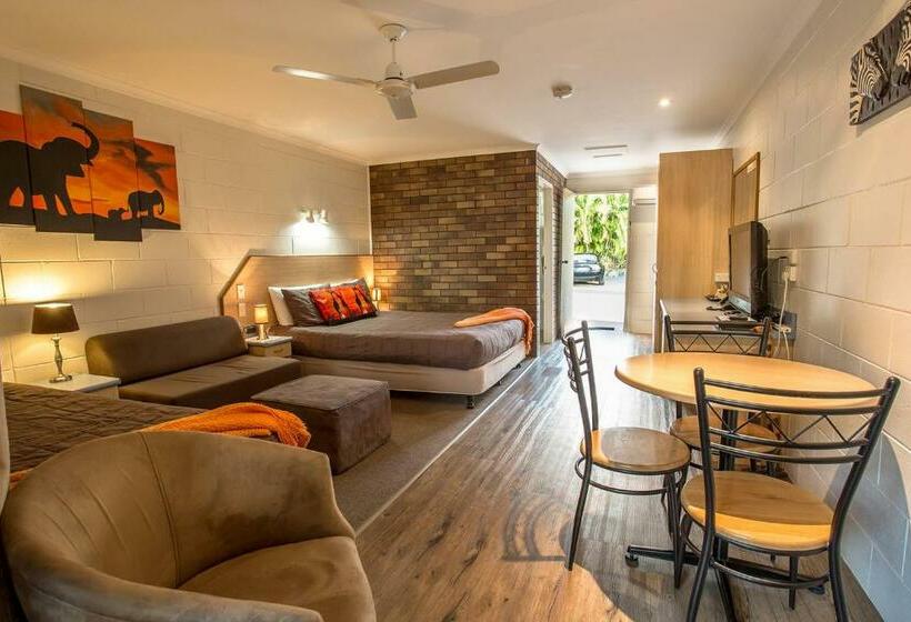 سوییت, Pialba Motor Inn