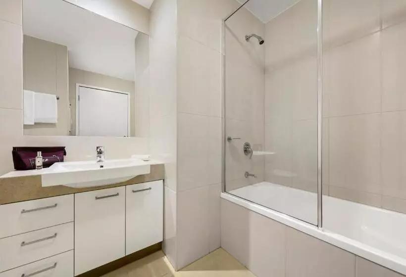 ３ベッドルームアパートメント, Quest Moorabbin