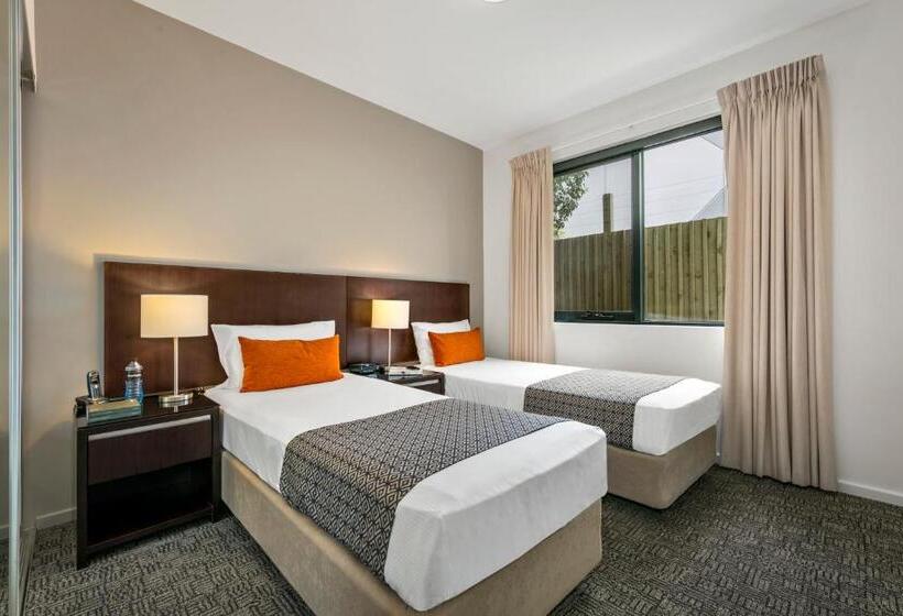 شقة 3 غرف, Quest Moorabbin