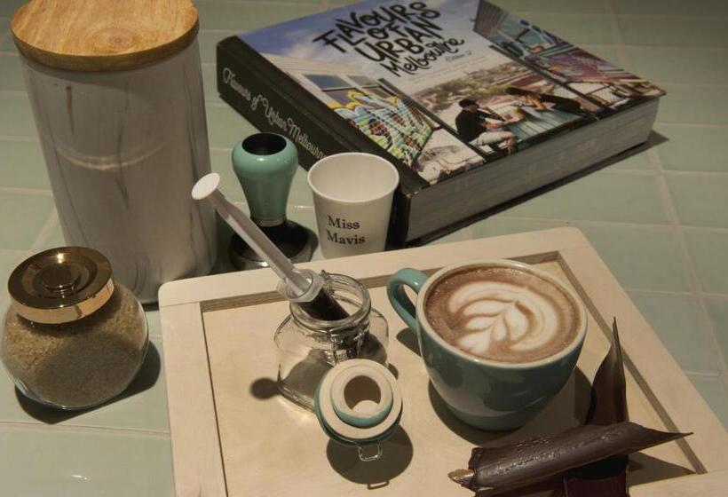 شقة 3 غرف, Quest Moorabbin