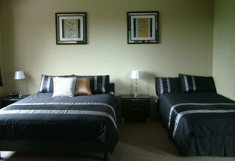 בית, חדר שינה 1, Sacred Mountain Retreat