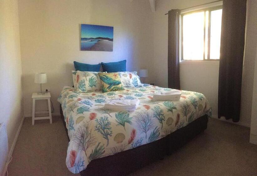 Дом 2 Спальни, Sandpiper Ocean Cottages