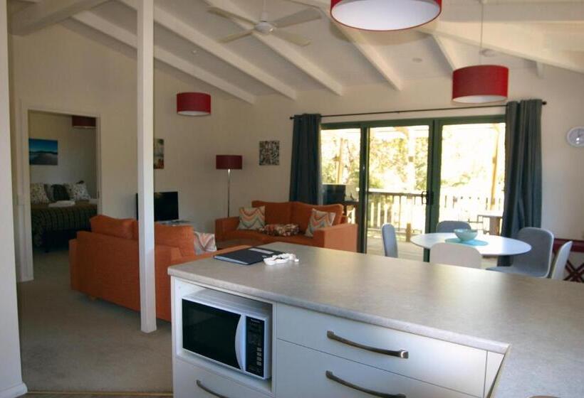 Дом 2 Спальни, Sandpiper Ocean Cottages