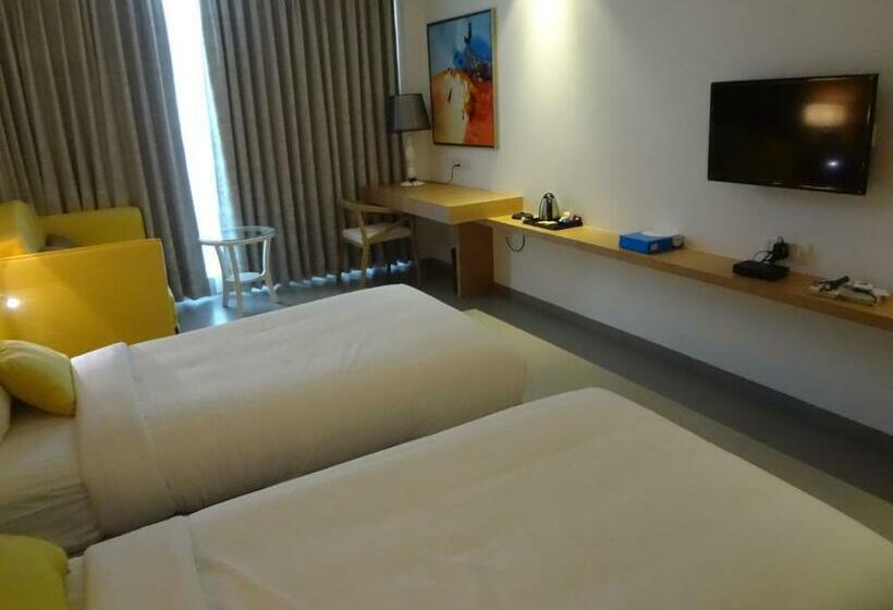 スーペリアールーム, Satkar Grande