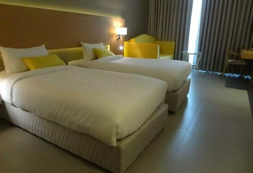 Chambre Supérieure, Satkar Grande