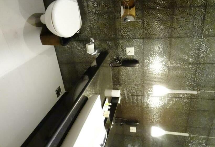 プレミアムルーム, Satkar Grande