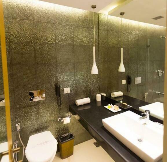 スーペリアールーム, Satkar Grande