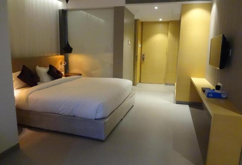 プレミアムルーム, Satkar Grande