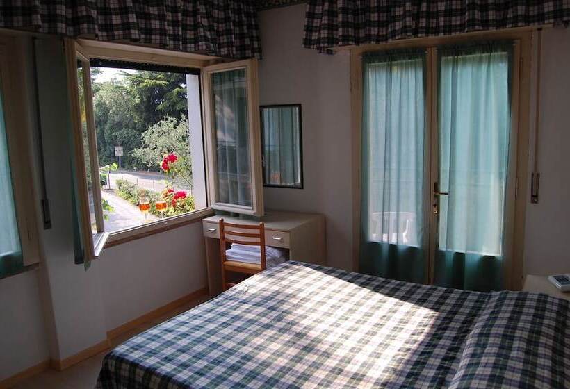 스탠다드 트리플 룸, Stella Alpina