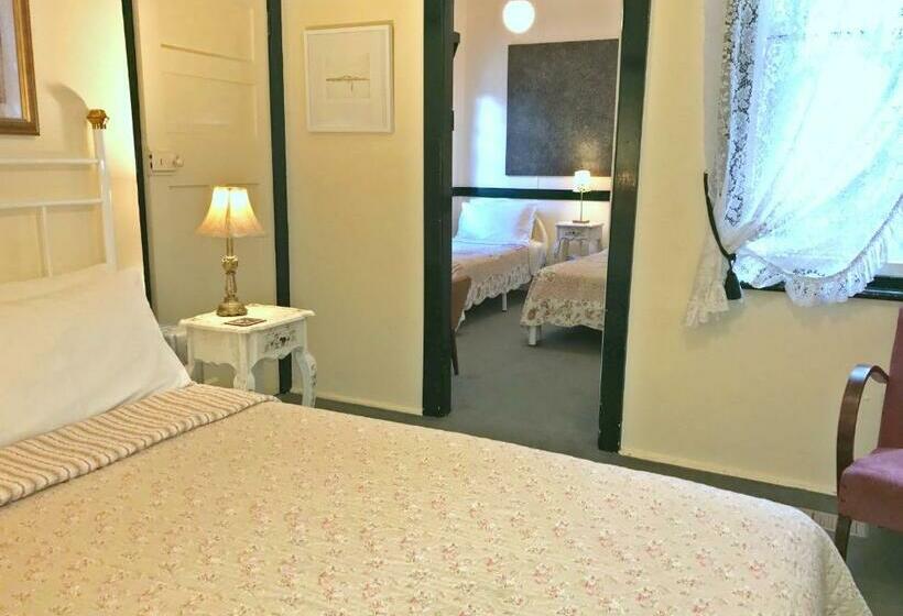 חדר משפחתי, The Chalet Guesthouse And Studio