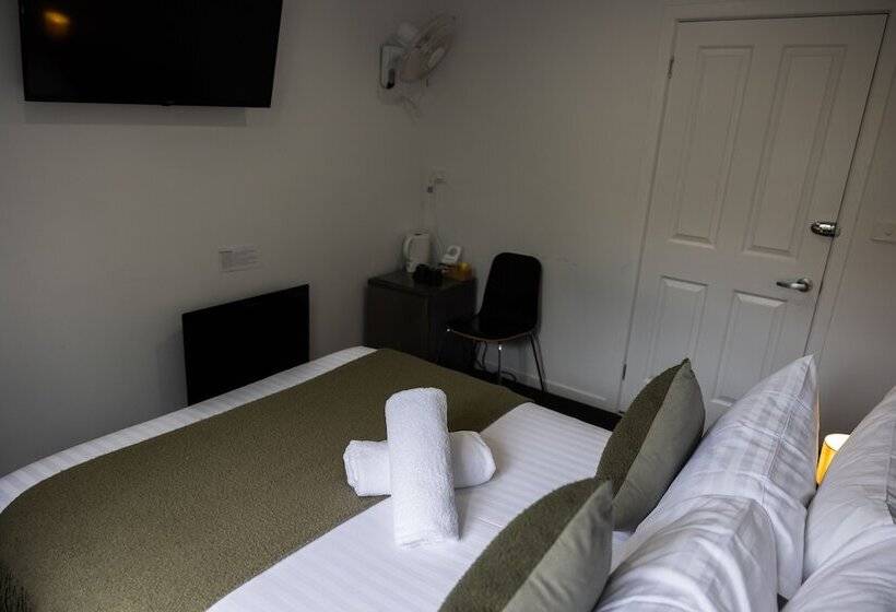 غرفة قياسية, Tullah Lakeside Lodge