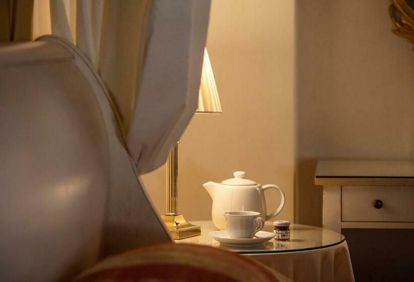 Классический Номер, Villa Giona