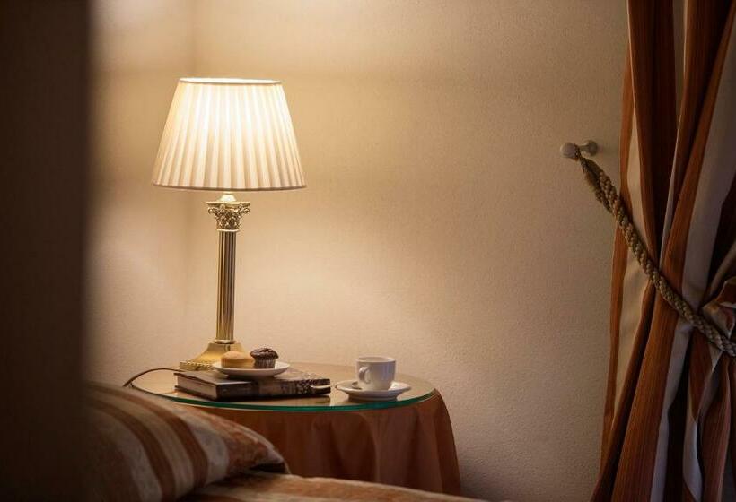 Классический Номер, Villa Giona