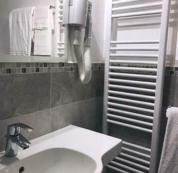 スタンダードトリプルルーム, Zì Martino