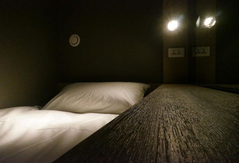 تختخواب در اتاق مشترک, Taipei Discover Hostel