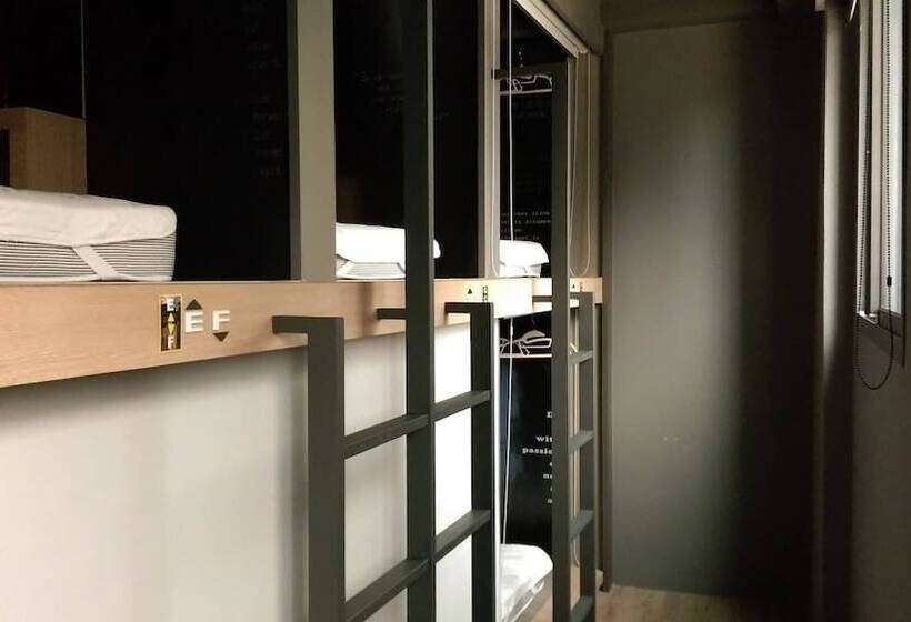 تختخواب در اتاق مشترک, Taipei Discover Hostel