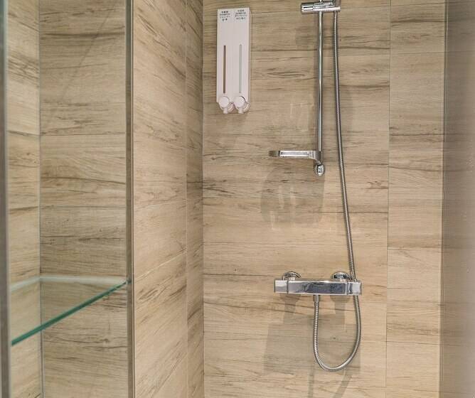 تختخواب در اتاق مشترک, Taipei Discover Hostel