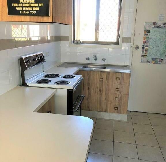 غرفة ديلوكس مطلة على حمام السباحة, Tamworth Central Motel