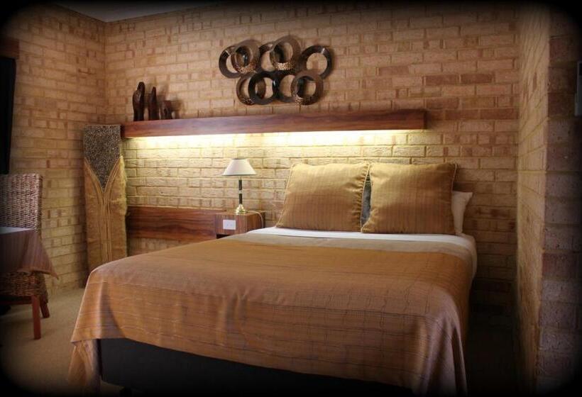 غرفة قياسية ثلاثية, York S Boutique Motel