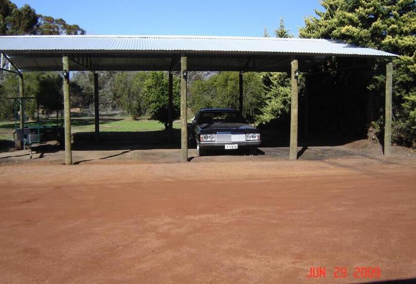 شقة عائلية غرفتين نوم, York S Boutique Motel