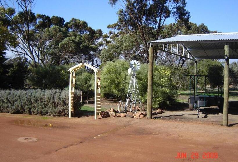 شقة عائلية غرفتين نوم, York S Boutique Motel