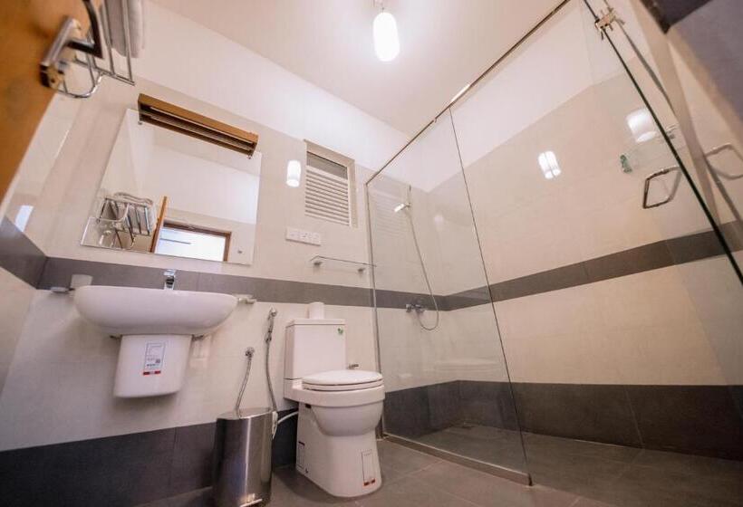 Camera Tripla Standard Vista Piscina, Blue Elephant Boutique