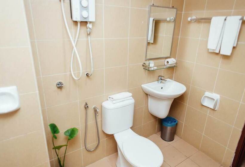 Pokój Deluxe, Darul Makmur