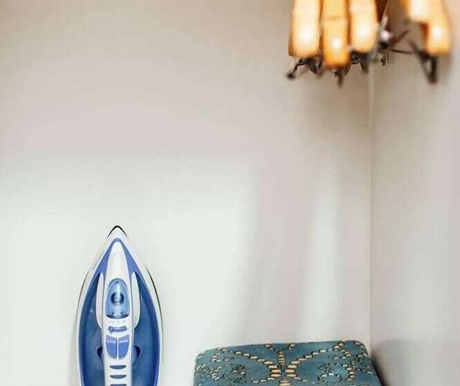 Pokój Deluxe, Darul Makmur